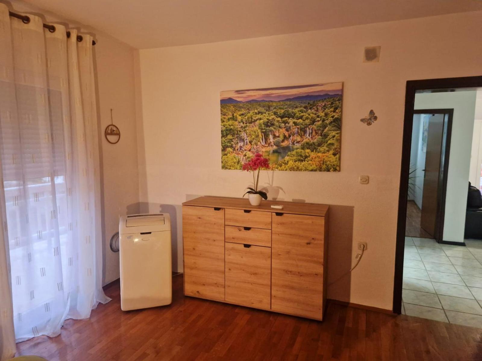 Deluxe Čapljina